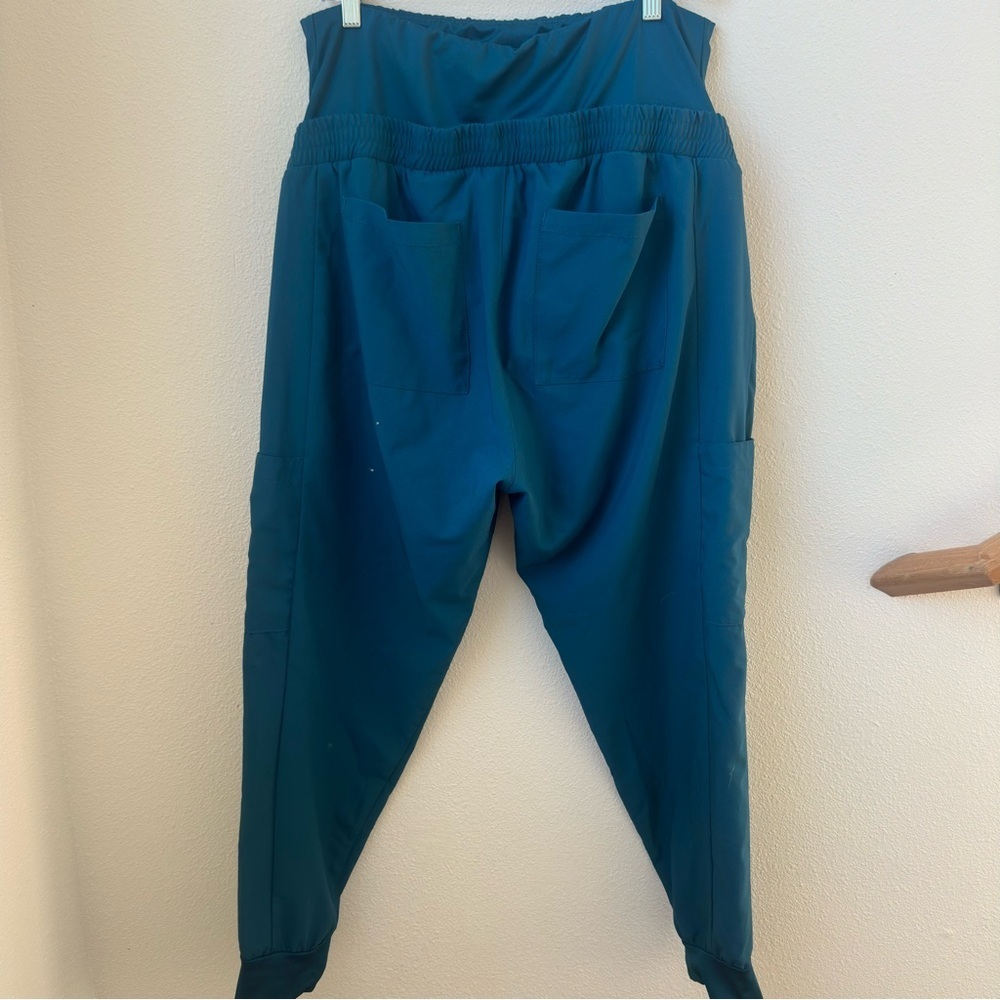Wink Large Matnerity Jogger Scrubs, Comfy - Picture 9 of 12